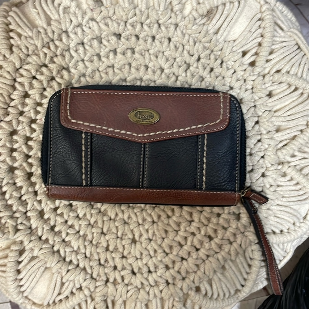 B.o.c Born Concept black & brown zip around wallet Wrislet